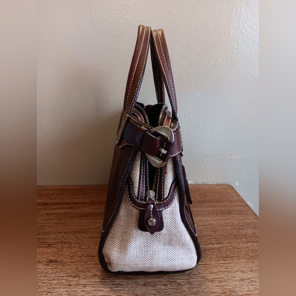 Brown Small Hand bag ! - Picture 7 of 9